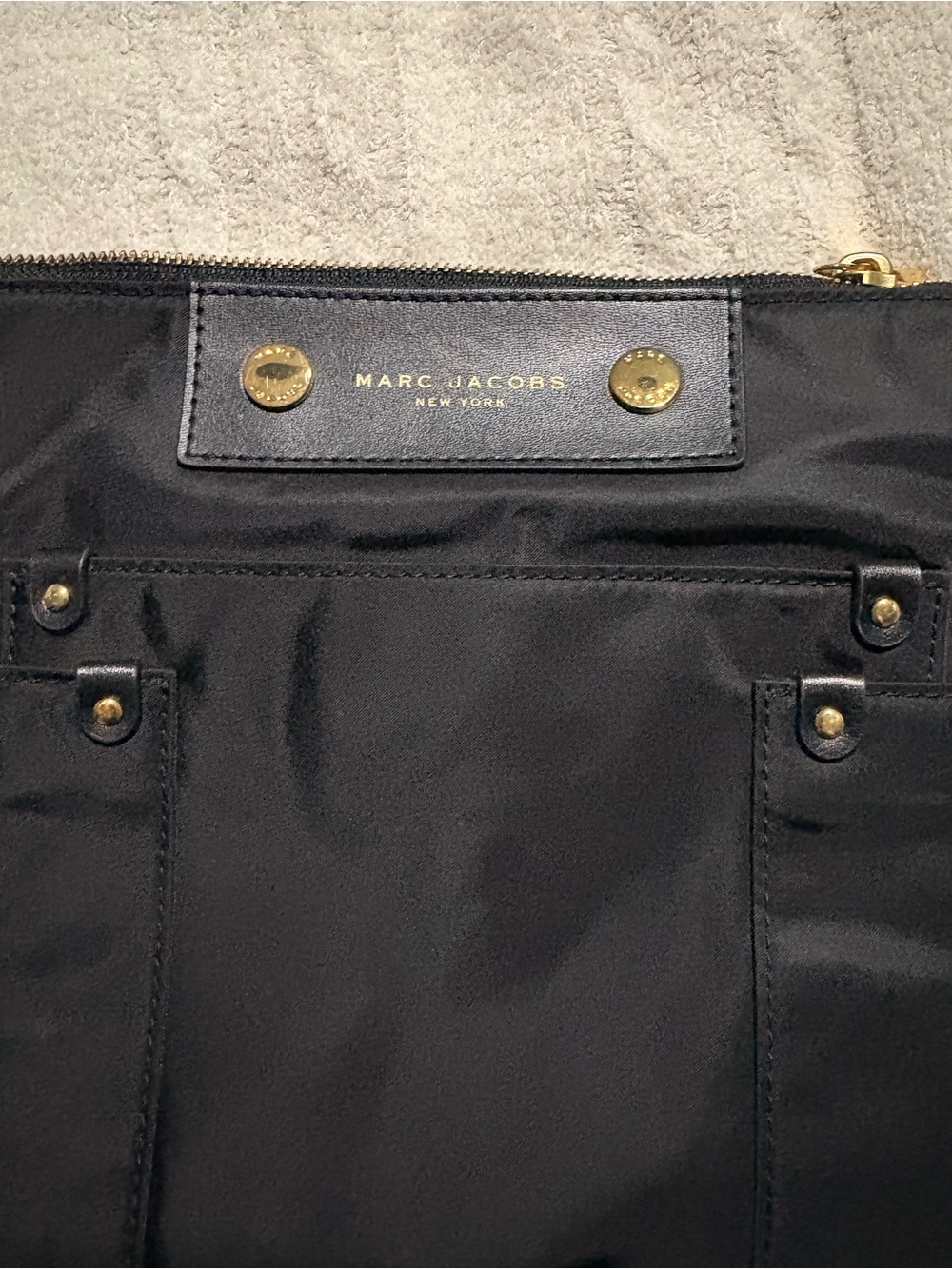 Marc Jacobs Black Nylon Crossbody Messenger Bag with Gold Hardware - Picture 2 of 4